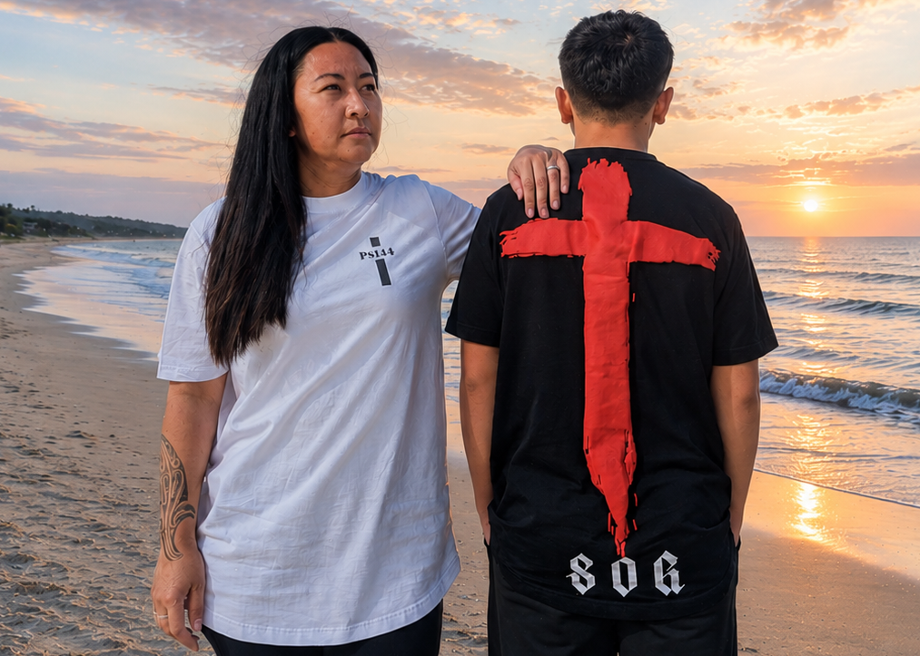 The Marked Slim Curved Hem Tee